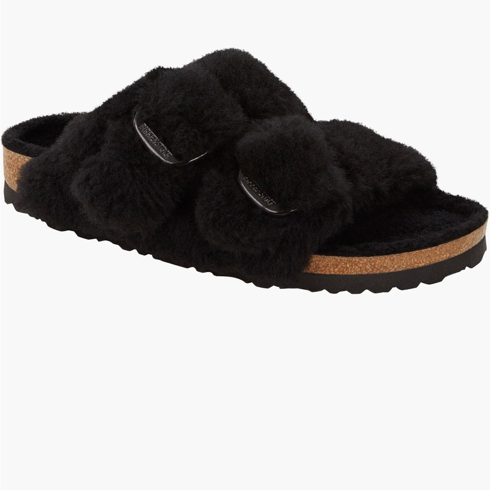 New Birkenstock Arizona women’s Genuine
Shearling Sandal 41  new in box